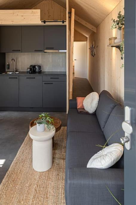 Вилла Tinyhouse Eucalyptus Met Hottub Мерссен Экстерьер фото